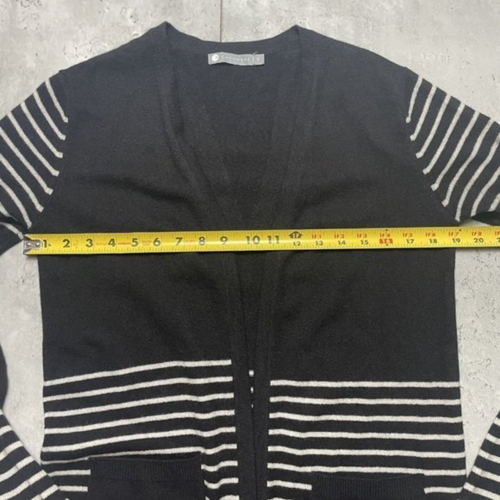 InCashmere Poncho Ruana Womens Sz S Sweater Wrap Black Striped 100% Cashmere - Picture 8 of 9
